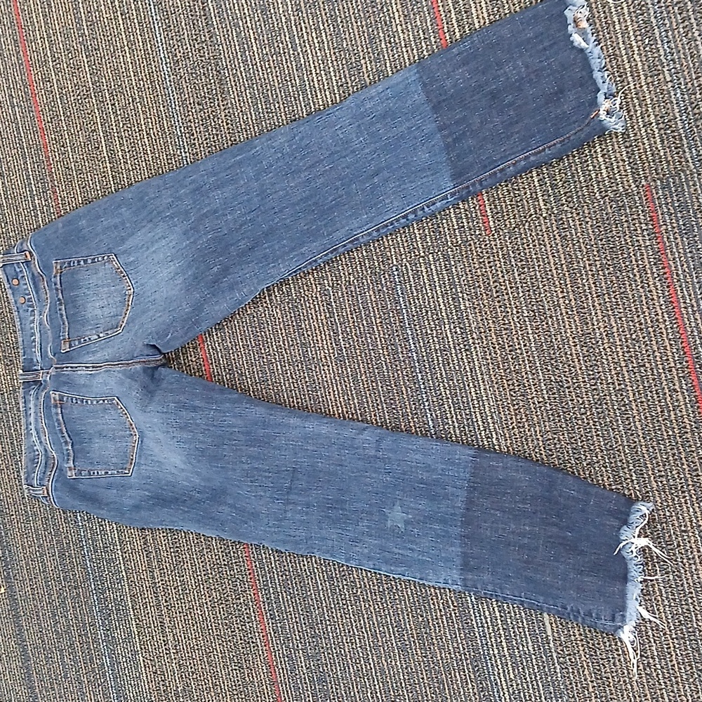 CAbi Women's Slim Boyfriend Denim Jeans 2 Tone Freyed Size 2 - Picture 7 of 9